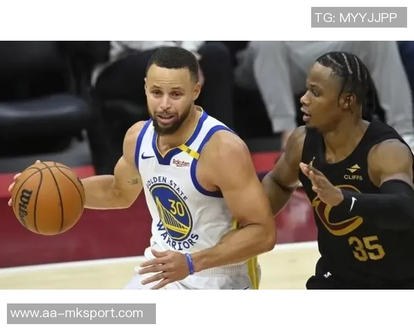 加兰分享休赛期投篮秘诀研究库里比赛录像提升技巧