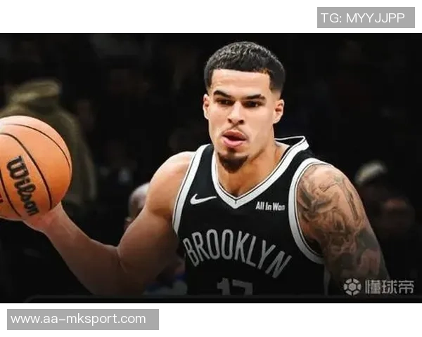 小迈克尔波特半场表现出色8中4得10分三分球两投全中助球队争胜